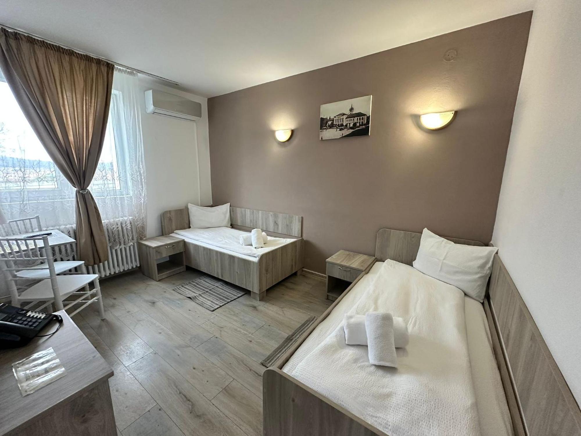 Motel Dacia Sebes  Exterior photo
