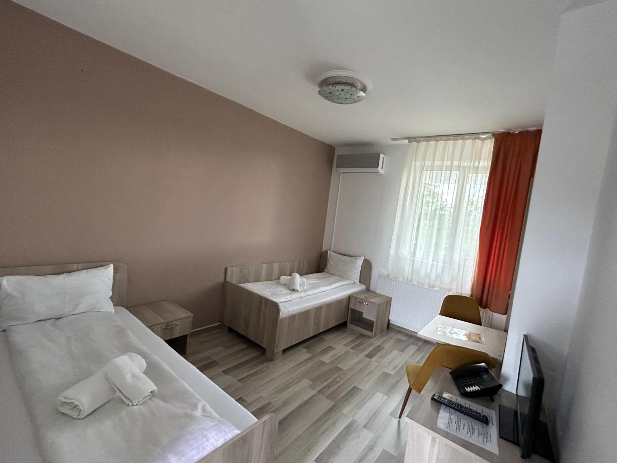 Motel Dacia Sebes  Exterior photo